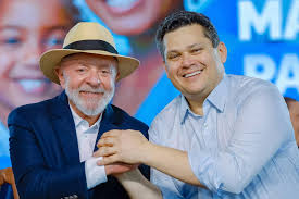Insistência de Lula em indicar Jorge Messias ao STF irrita Alcolumbre